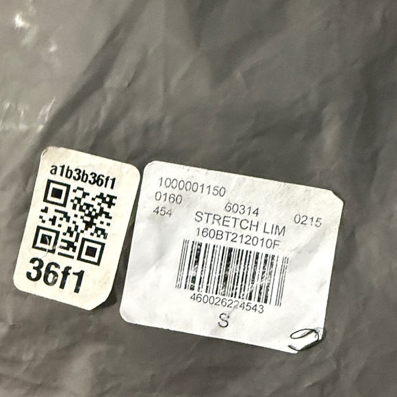 FEAR OF GOD ESSENTIALS SWEATSHORT IN BLACK - S - Picture 9 of 9